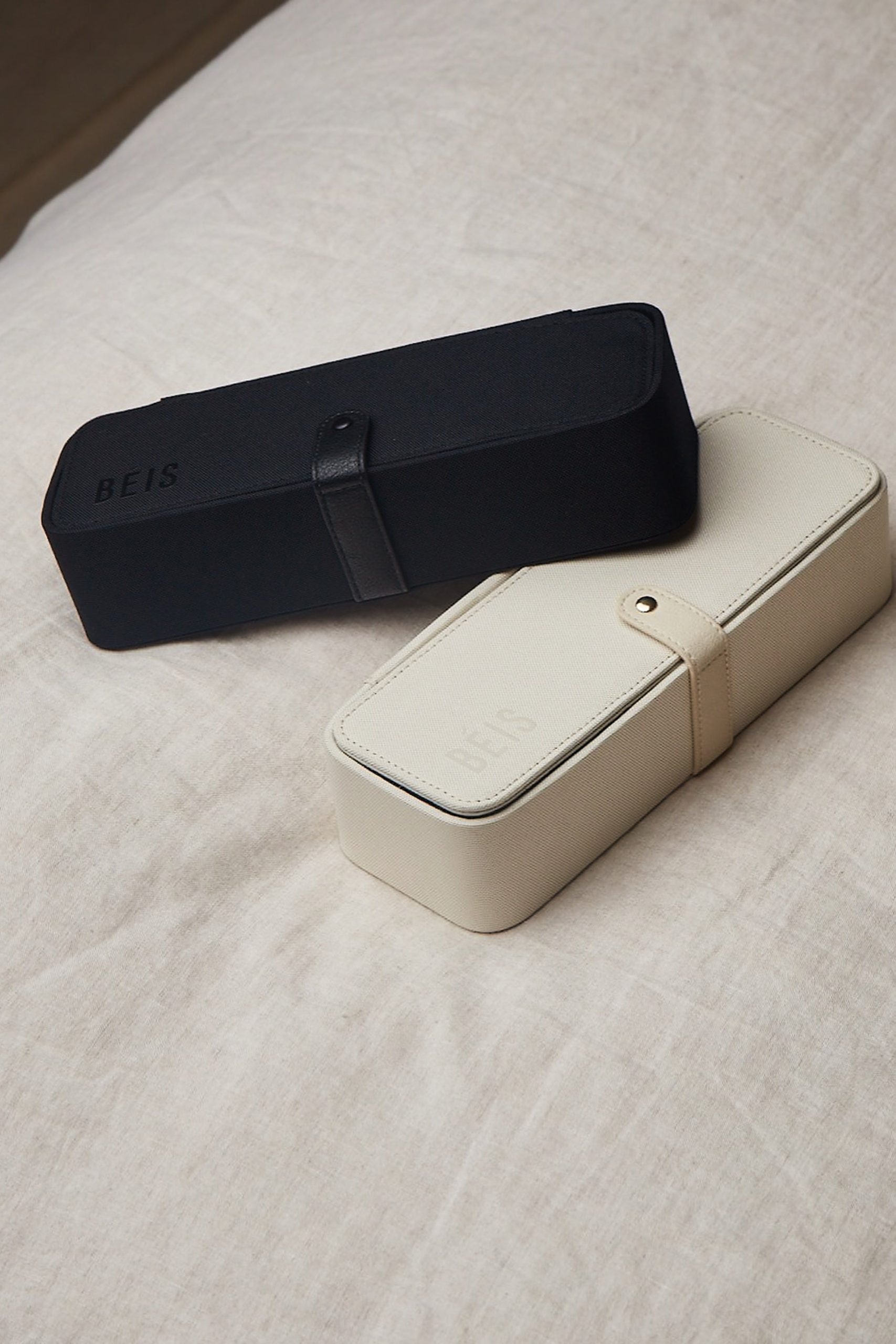 The Jewelry Case in Beige - Image 3